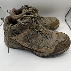 Womens The North Face Vibram Sole Hiking Outdoor Adventure Boots Gore-Tex Size 7